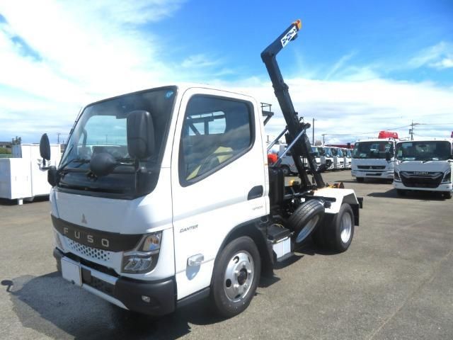 Mitsubishi CANTER 2026-08 8732818-20
