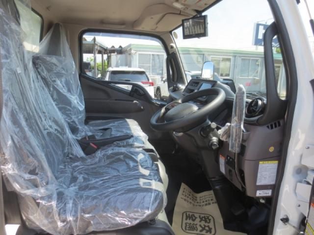 Mitsubishi CANTER 2026-04 8732828-13
