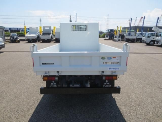 Mitsubishi CANTER 2026-04 8732828-6