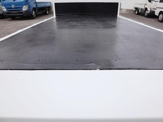 Mitsubishi CANTER 2023-03 8732831-11