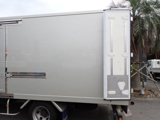Mitsubishi CANTER 2021-05 8732839-15