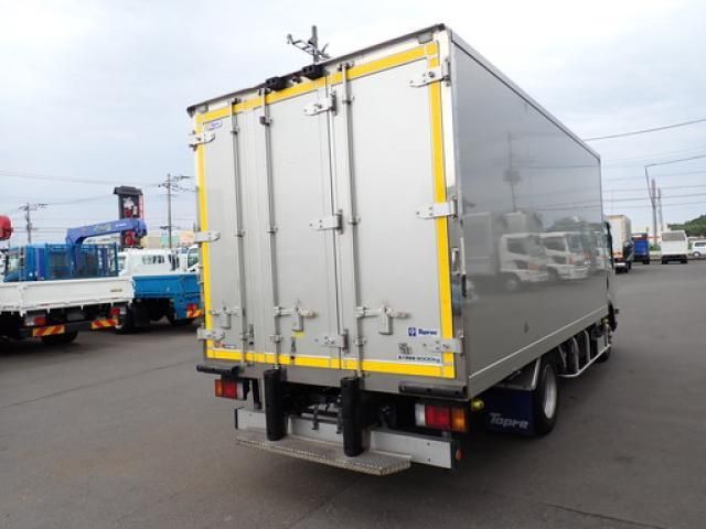 Mitsubishi CANTER 2021-05 8732839-4