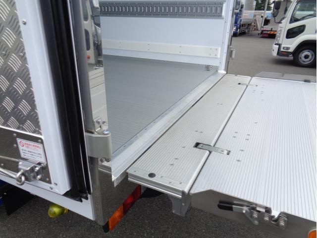 Mitsubishi CANTER 2026-04 8732792-10