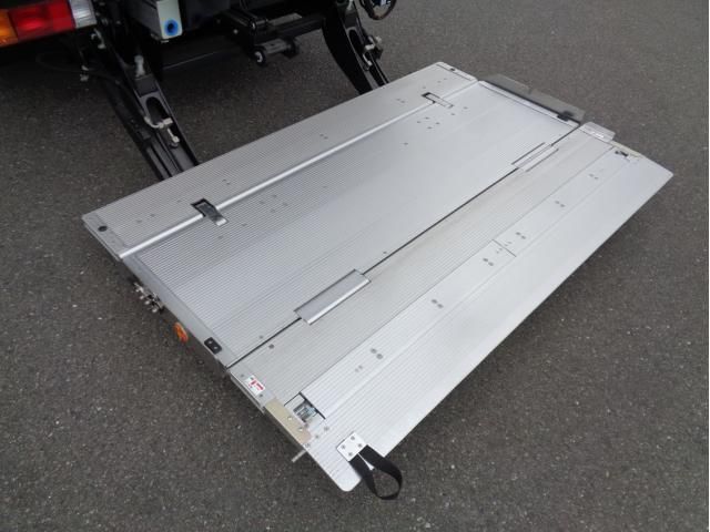 Mitsubishi CANTER 2026-04 8732792-12