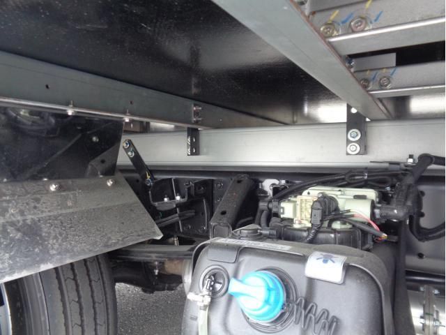 Mitsubishi CANTER 2026-04 8732792-21