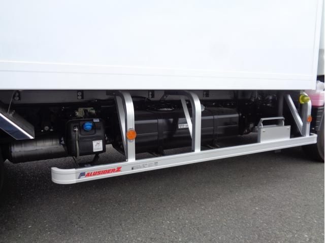 Mitsubishi CANTER 2026-04 8732792-22
