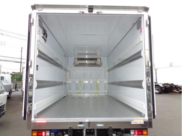 Mitsubishi CANTER 2026-04 8732792-4