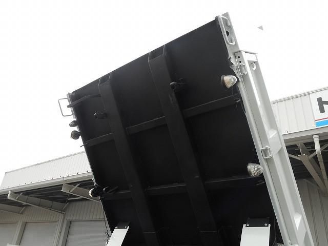 Mitsubishi CANTER 2011-07 8732844-12