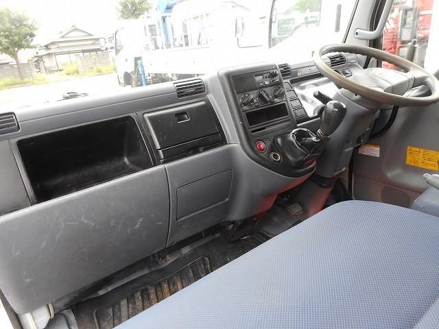 Mitsubishi CANTER 2011-07 8732844-18