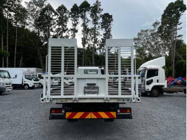 Mitsubishi CANTER 2018-07 8732833-9