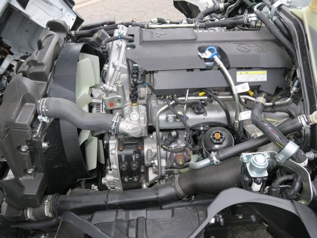 Mitsubishi CANTER 2026-06 8770570-21