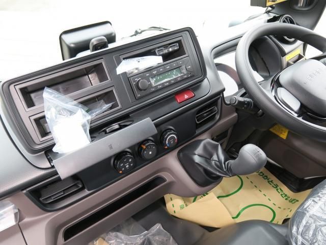 Mitsubishi CANTER 2026-06 8770570-26