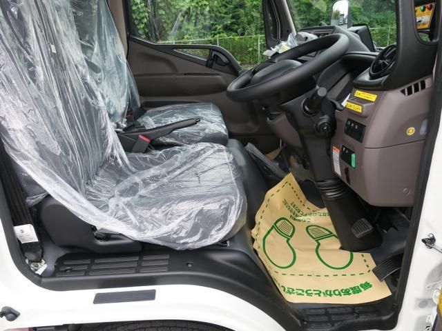 Mitsubishi CANTER 2026-06 8770570-27