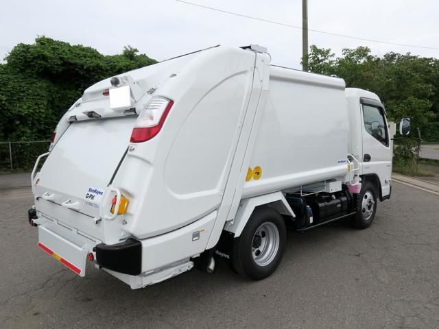 Mitsubishi CANTER 2026-06 8770570-3