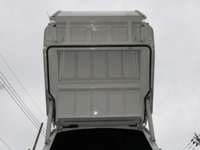 Mitsubishi CANTER 2026-06 8770570-7