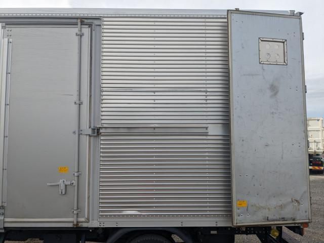 Mitsubishi CANTER 2019-07 8770606-19