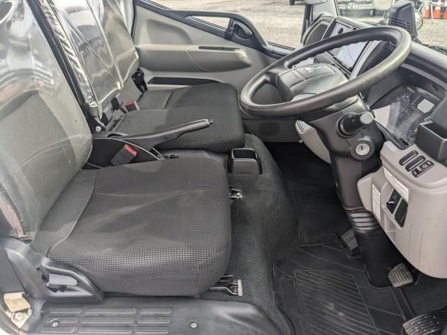 Mitsubishi CANTER 2019-07 8770606-21