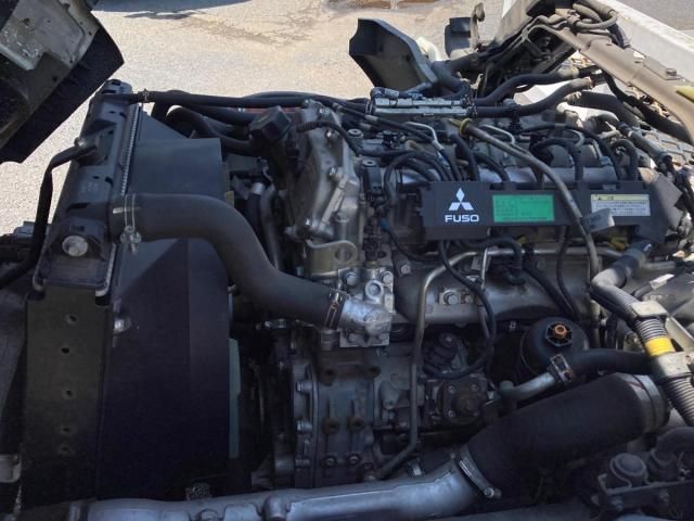 Mitsubishi CANTER 2014-10 8770620-11