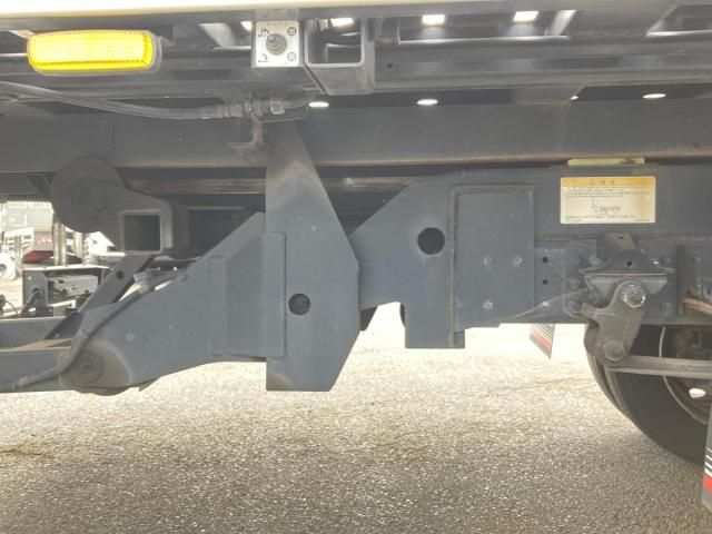 Mitsubishi CANTER 2023-04 8770587-13