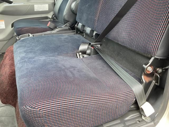 Mitsubishi CANTER 2023-04 8770587-20