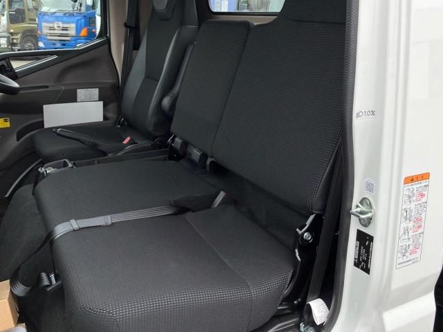 Mitsubishi CANTER 2026-04 8770578-20
