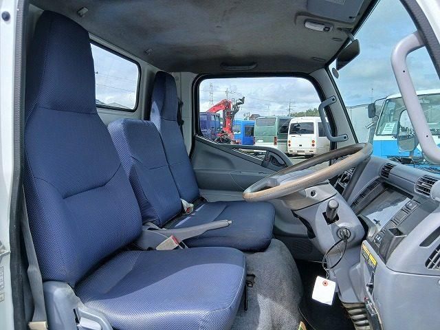 Mitsubishi CANTER 2010-10 8770609-15