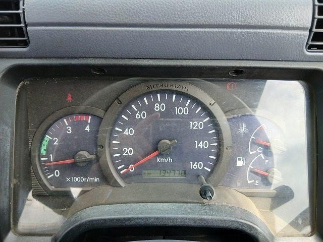 Mitsubishi CANTER 2010-10 8770609-16