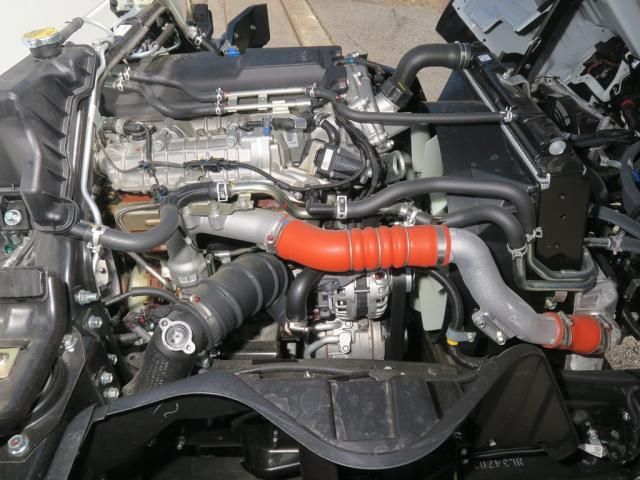 Mitsubishi CANTER 2026-05 8770577-21