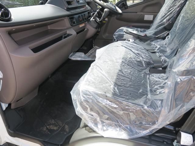 Mitsubishi CANTER 2026-05 8770577-24