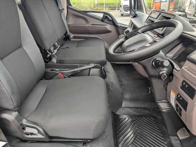 Mitsubishi CANTER 2026-06 8770584-21