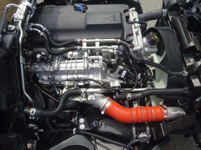 Mitsubishi CANTER 2026-04 8770595-9