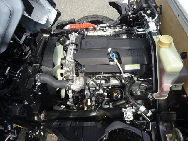 Mitsubishi CANTER 2026-04 8770595-10