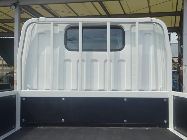 Mitsubishi CANTER 2026-04 8770595-15