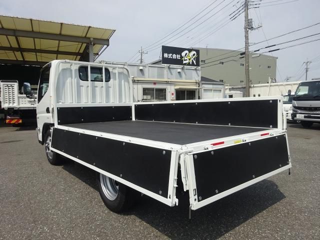 Mitsubishi CANTER 2026-04 8770595-1