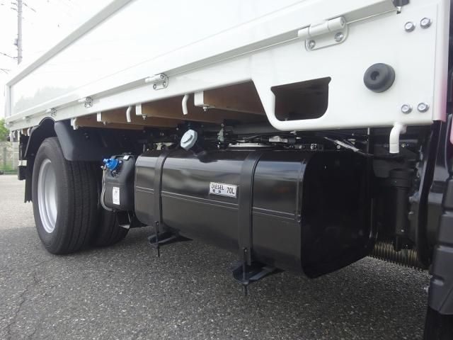 Mitsubishi CANTER 2026-04 8770595-25