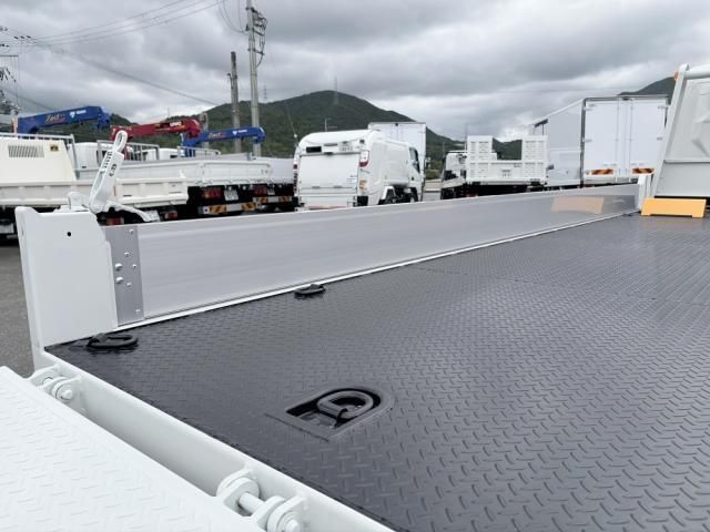 Mitsubishi CANTER 2026-05 8770579-20