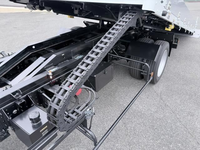 Mitsubishi CANTER 2026-05 8770579-25