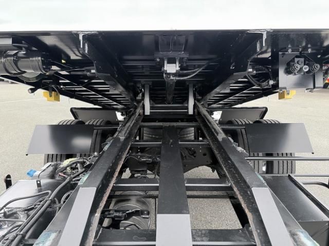 Mitsubishi CANTER 2026-05 8770579-27