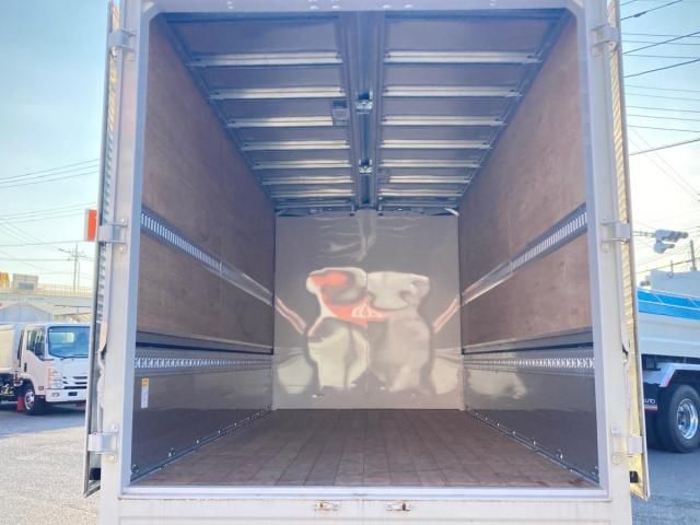 Mitsubishi CANTER 2023-09 8770588-9