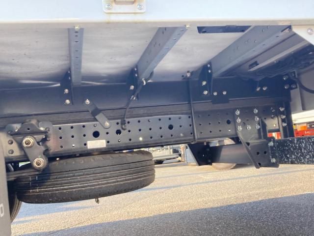 Mitsubishi CANTER 2023-09 8770588-12