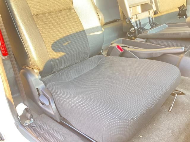 Mitsubishi CANTER 2023-09 8770588-17