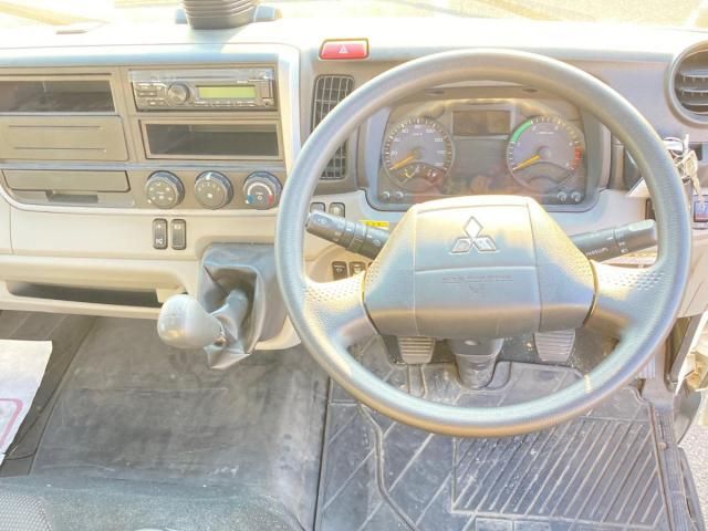 Mitsubishi CANTER 2023-09 8770588-19