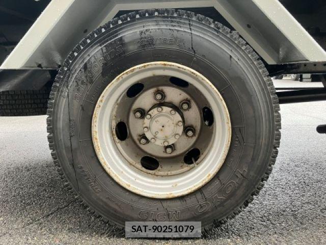 Mitsubishi CANTER 2018-06 8779694-13