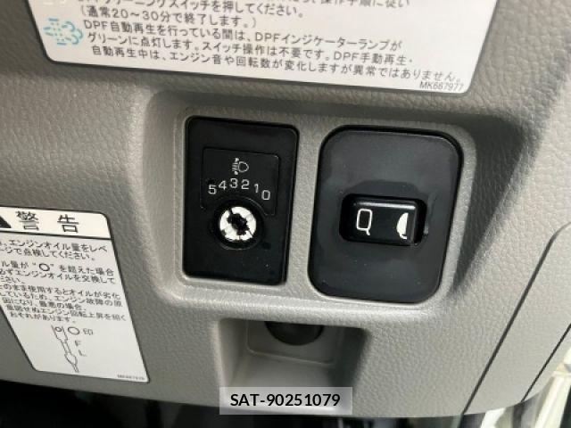 Mitsubishi CANTER 2018-06 8779694-22