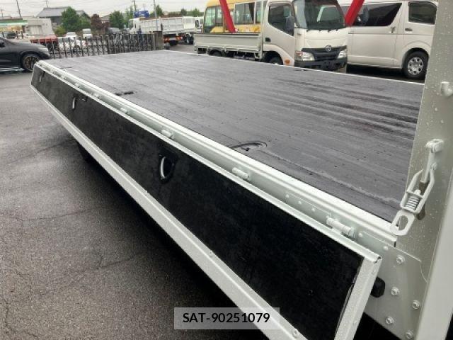 Mitsubishi CANTER 2018-06 8779694-6