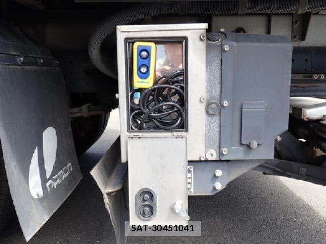 Mitsubishi CANTER 2019-07 8795441-11