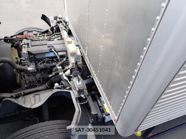 Mitsubishi CANTER 2019-07 8795441-17