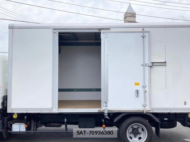 Mitsubishi CANTER 2021-03 8795452-8