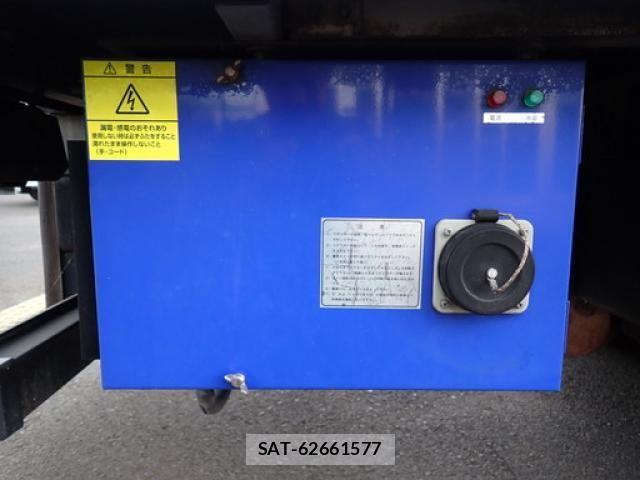 Mitsubishi CANTER 2014-07 8795447-11