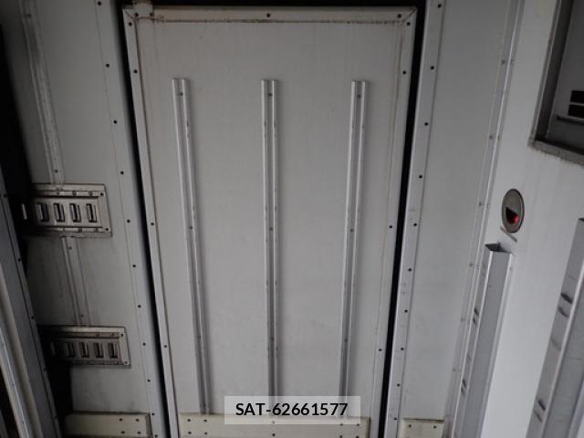 Mitsubishi CANTER 2014-07 8795447-18